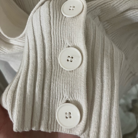 Aritzia Wilfred Plunge Front Cardigan, Light Birch XS - Picture 8 of 8